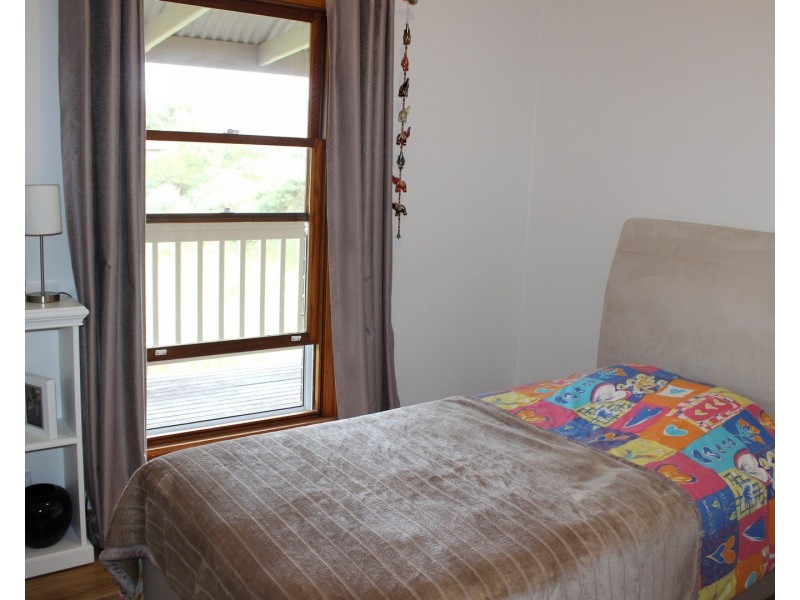 7 CANTERBURY ROAD, Venus Bay VIC 3956