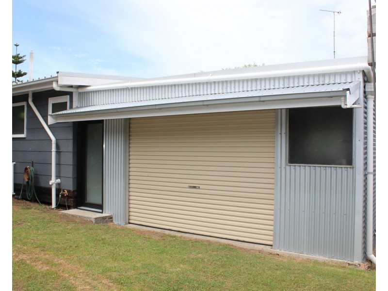 51 MCINDOE AVENUE, Venus Bay VIC 3956