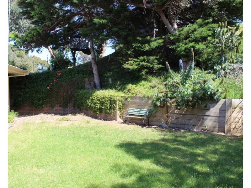 11 CONSTANCE CRESCENT, Venus Bay VIC 3956
