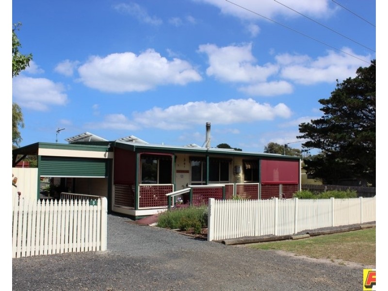 5 ALBERT AVENUE, Venus Bay VIC 3956