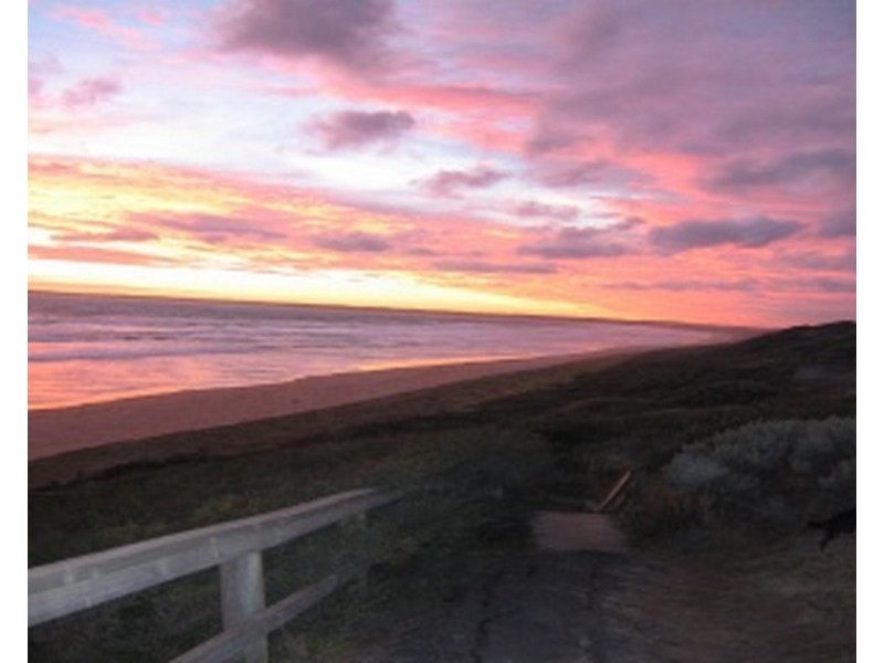 51. MCINDOE AVENUE, Venus Bay VIC 3956