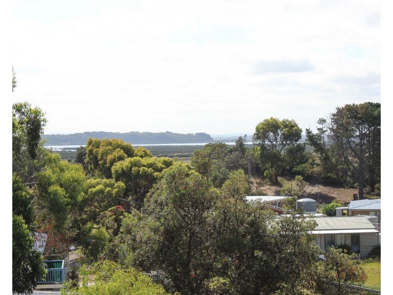 32 OUTLOOK DRIVE, Venus Bay VIC 3956