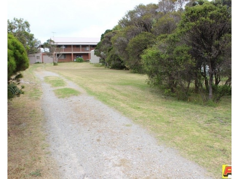 20 SEAVIEW DRIVE, Walkerville VIC 3956