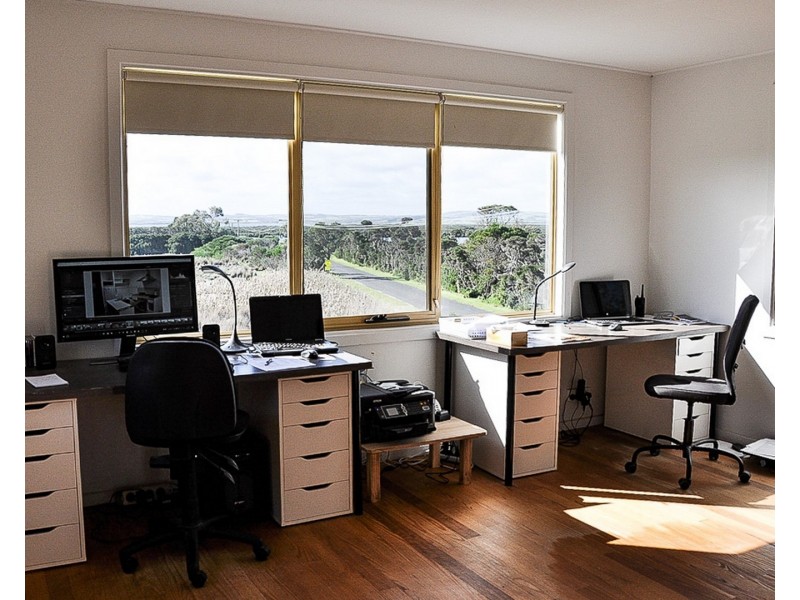 33 FISHERMANS ROAD, Venus Bay VIC 3956