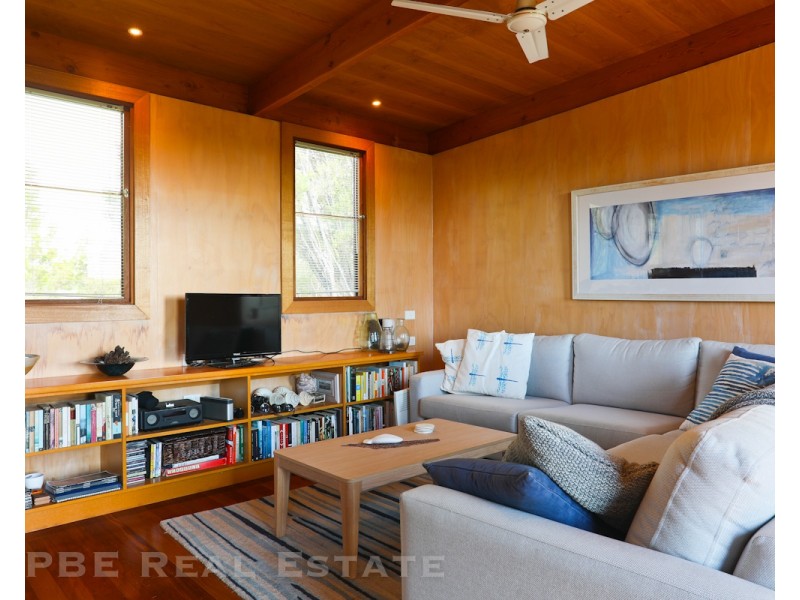 814 LEES ROAD, Venus Bay VIC 3956