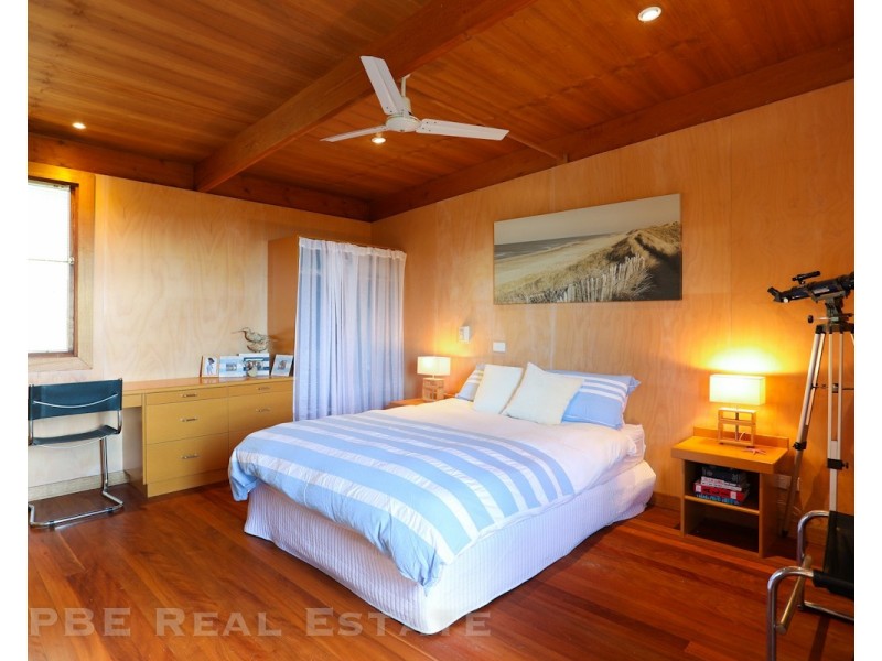 814 LEES ROAD, Venus Bay VIC 3956