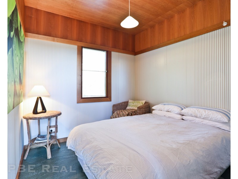 814 LEES ROAD, Venus Bay VIC 3956