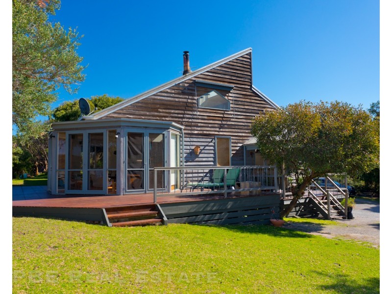 817 LEES ROAD, Venus Bay VIC 3956