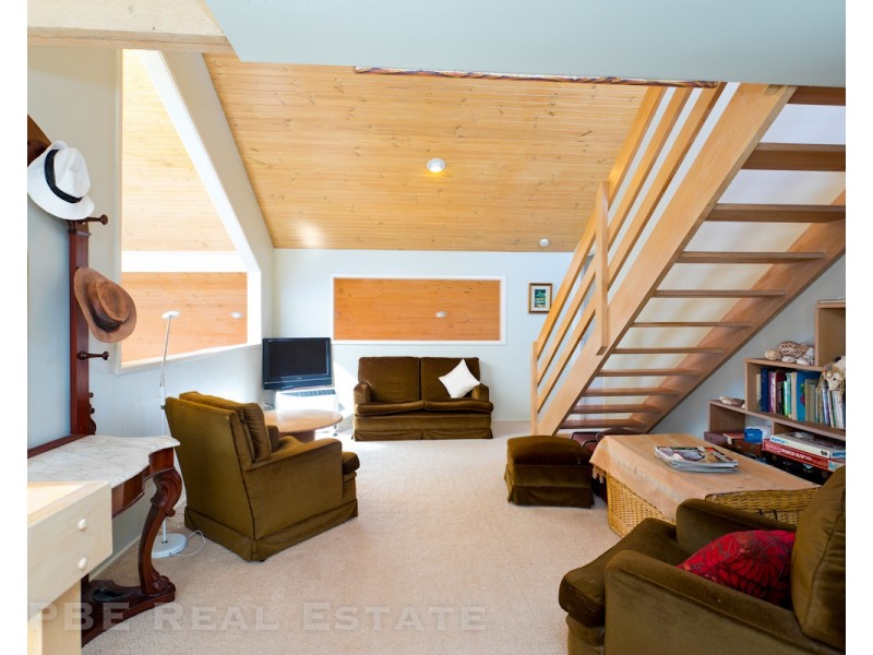 817 LEES ROAD, Venus Bay VIC 3956
