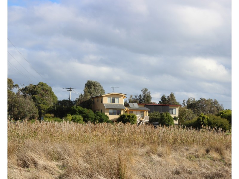 33. FISHERMAN’S ROAD, Venus Bay VIC 3956