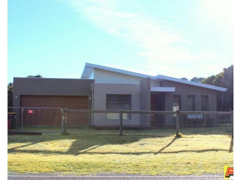 70 CANTERBURY ROAD, Venus Bay VIC 3956