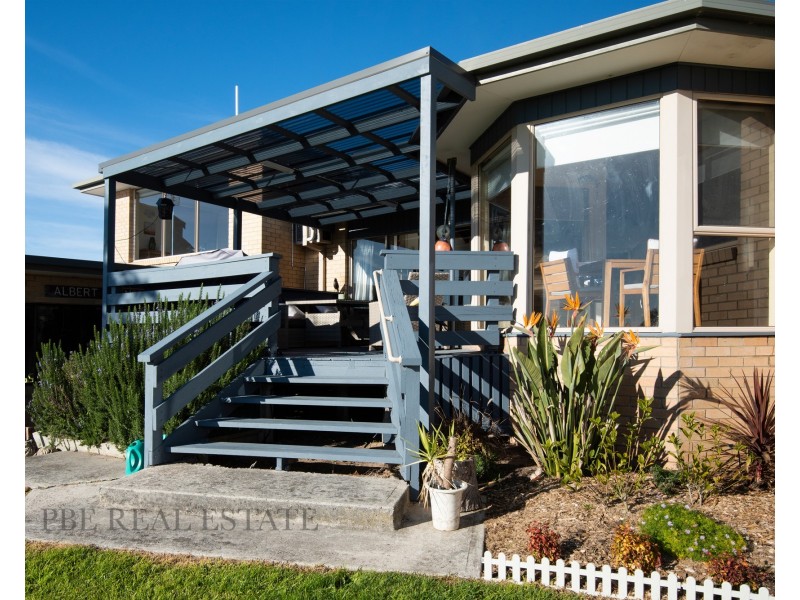 6 RENA COURT, Venus Bay VIC 3956