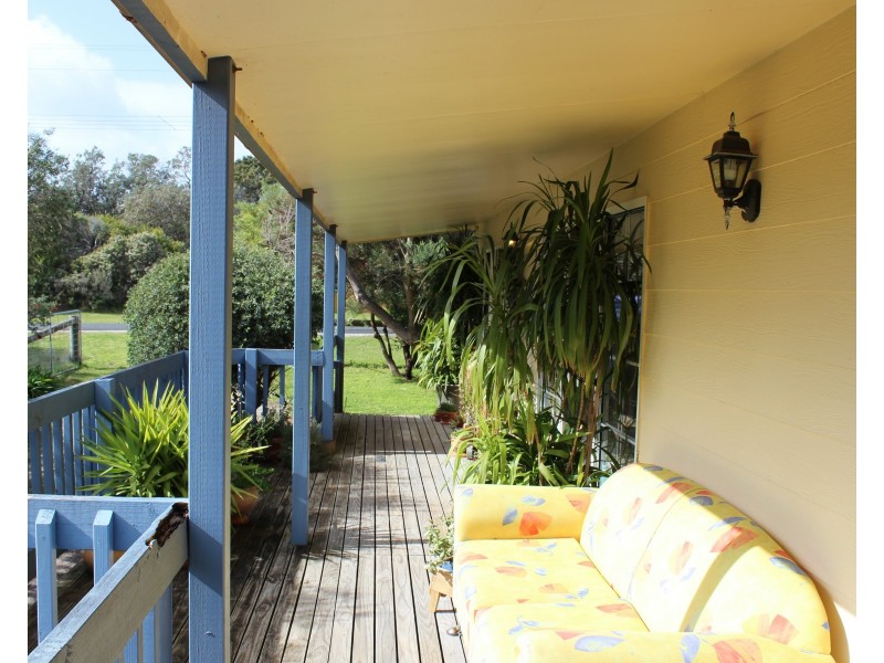 73 MCINDOE AVENUE, Venus Bay VIC 3956