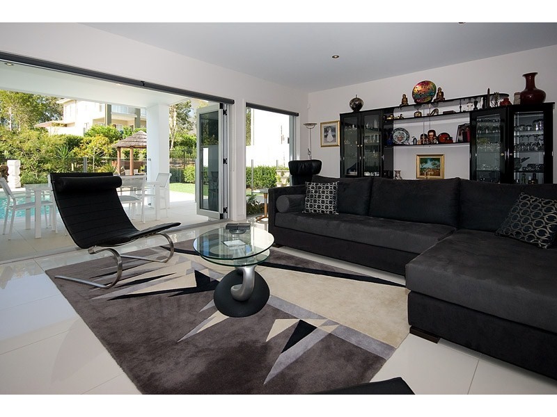 6013B The Boulevarde, Benowa QLD 4217
