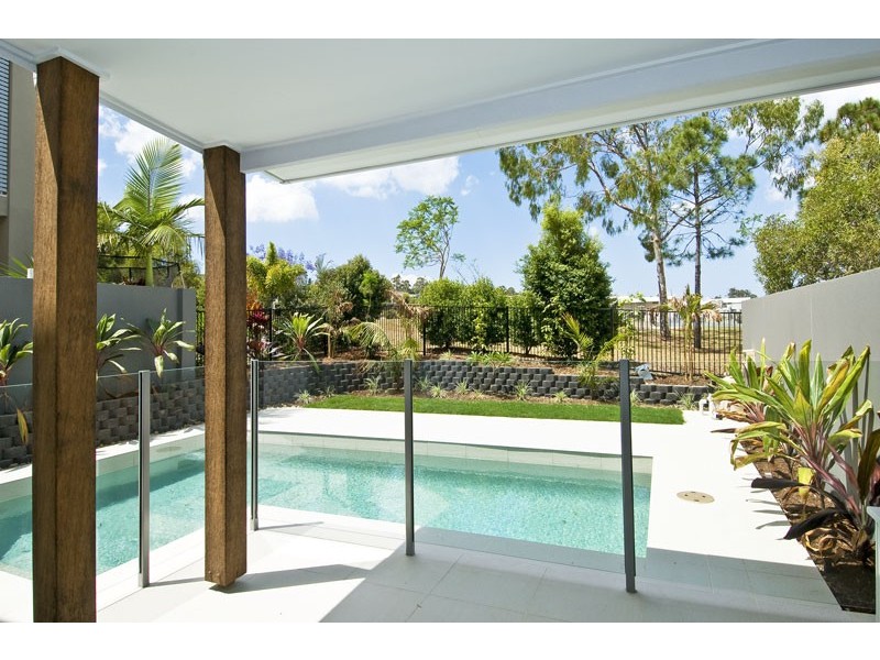 5023B Riverwood Grove, Benowa QLD 4217