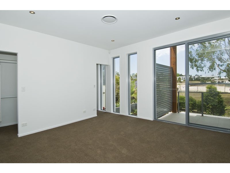 5023B Riverwood Grove, Benowa QLD 4217