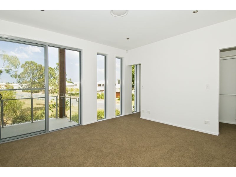 5023B Riverwood Grove, Benowa QLD 4217