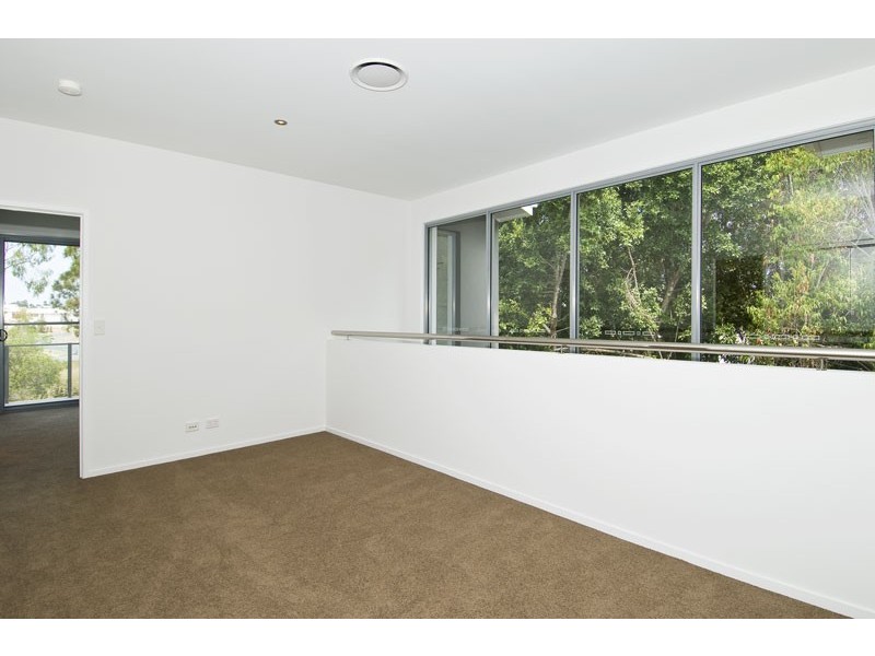 5023B Riverwood Grove, Benowa QLD 4217