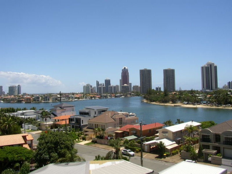 Chevron Island QLD 4217