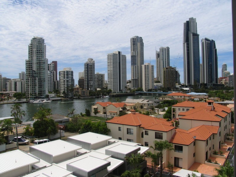 Chevron Island QLD 4217