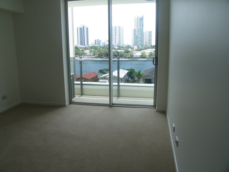 Chevron Island QLD 4217