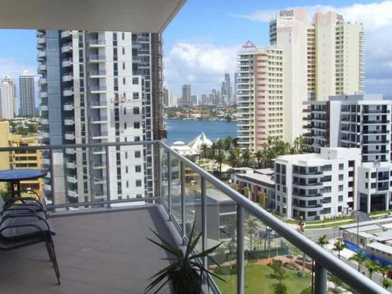 1409/1 Como Crescent, Southport QLD 4215