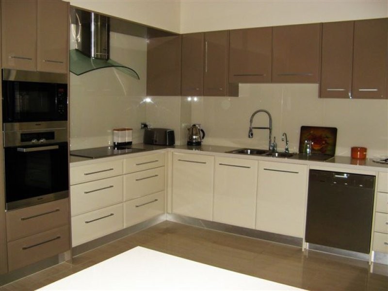 3009 Northview Parade, Benowa QLD 4217