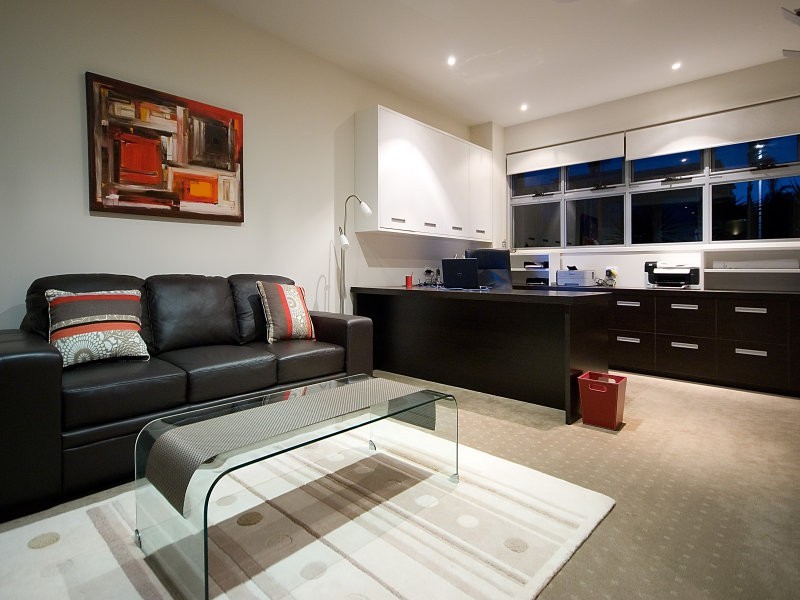 3018 The Boulevarde, Benowa QLD 4217