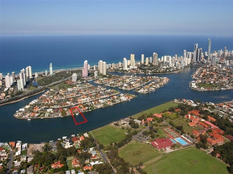 115 COMMODORE DRIVE, Surfers Paradise QLD 4217