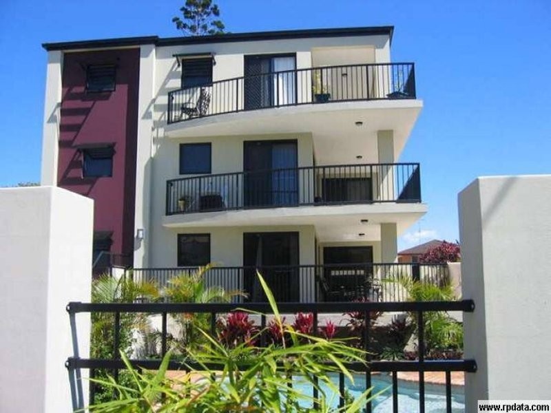 4/26 Bath Street, Labrador QLD 4215