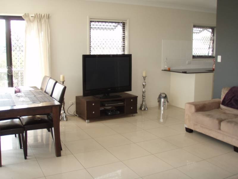 4/26 Bath Street, Labrador QLD 4215
