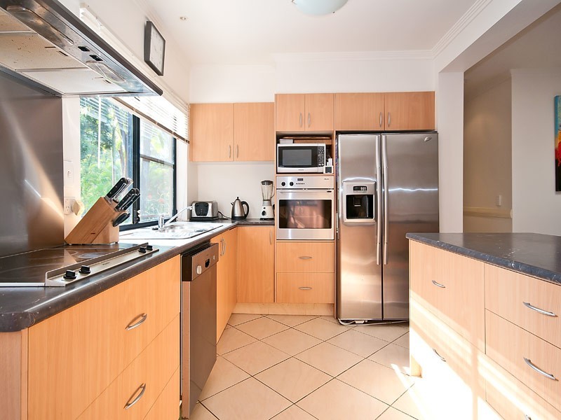 22 Horizon Av, Ashmore QLD 4214