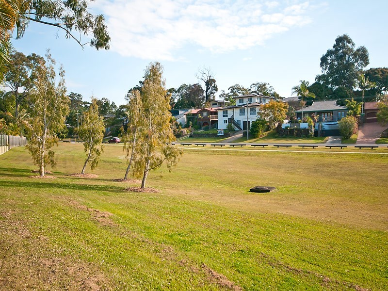 22 Horizon Av, Ashmore QLD 4214