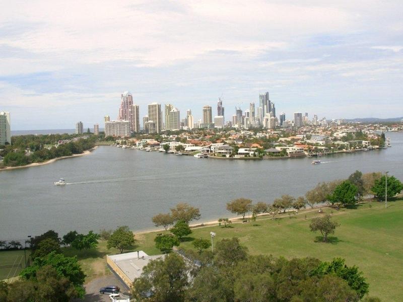 1505/2 Aqua St, Southport QLD 4215