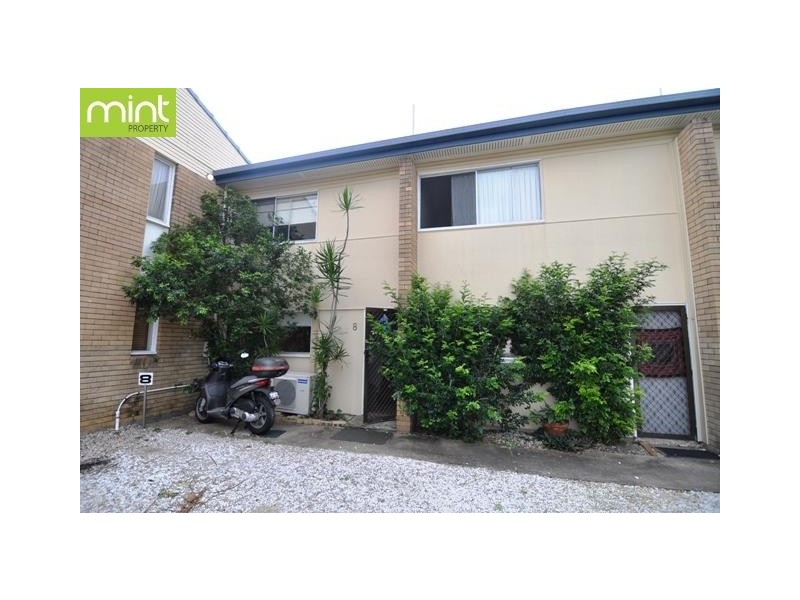 Chevron Island QLD 4217