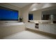 5 Royal Albert Cresent, Paradise Point QLD 4216