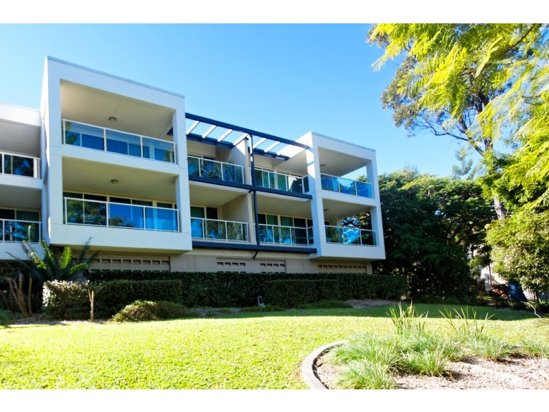 4114 Archer Hill, Benowa QLD 4217