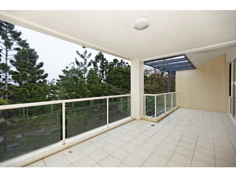 4114 Archer Hill, Benowa QLD 4217