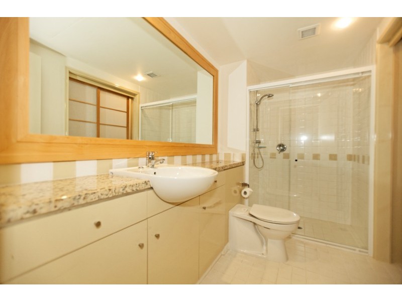 4114 Archer Hill, Benowa QLD 4217