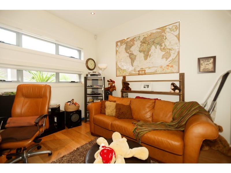 8010B Vista Drive, Ashmore Rd, Benowa QLD 4217