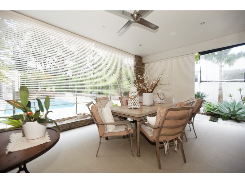 8010B Vista Drive, Ashmore Rd, Benowa QLD 4217