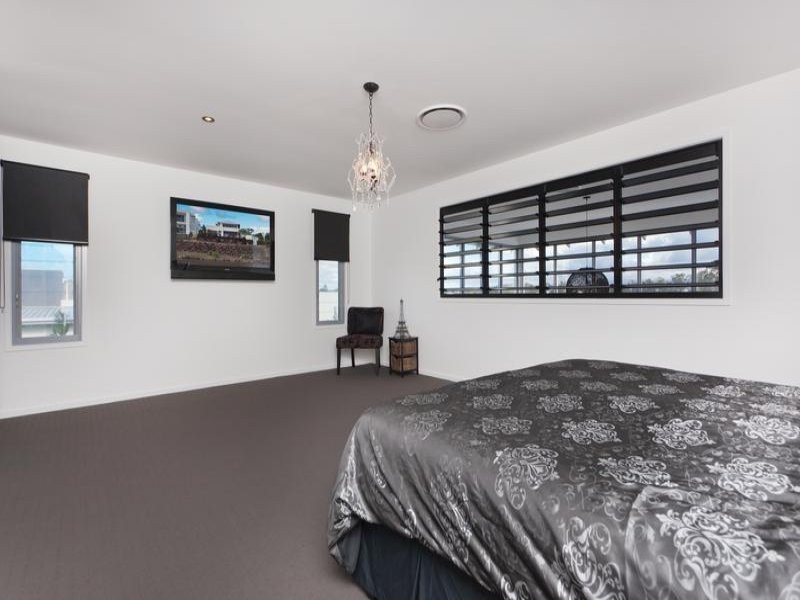 2016A The Boulevarde, Royal Pines Resort, Benowa QLD 4217