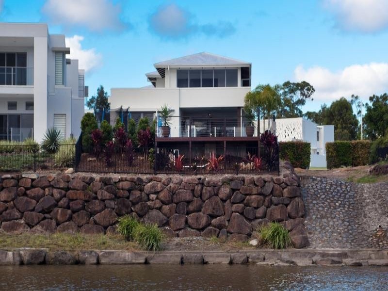 2016A The Boulevarde, Royal Pines Resort, Benowa QLD 4217