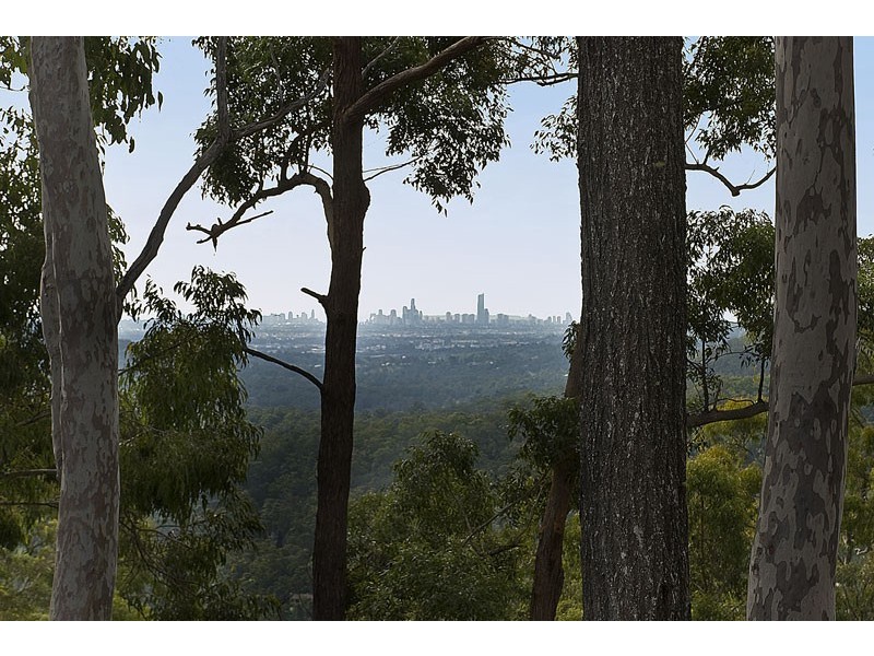 Bonogin QLD 4213