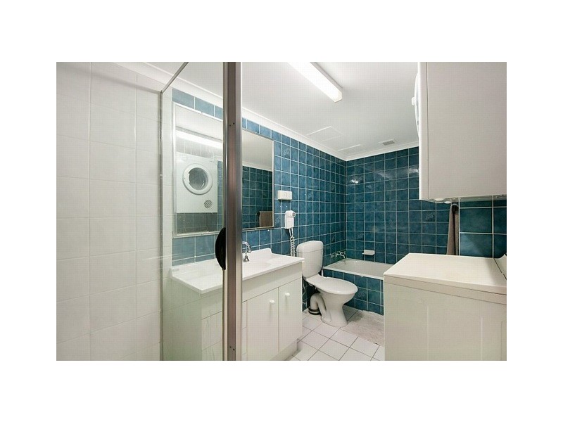 2109/18 Hanlan Street, Surfers Paradise QLD 4217