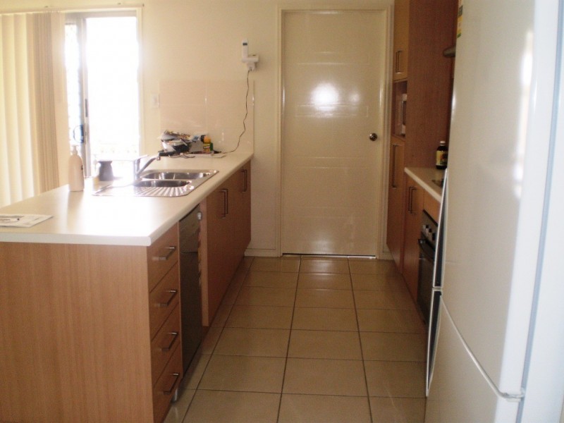 30 Sophie Street, Raceview QLD 4305