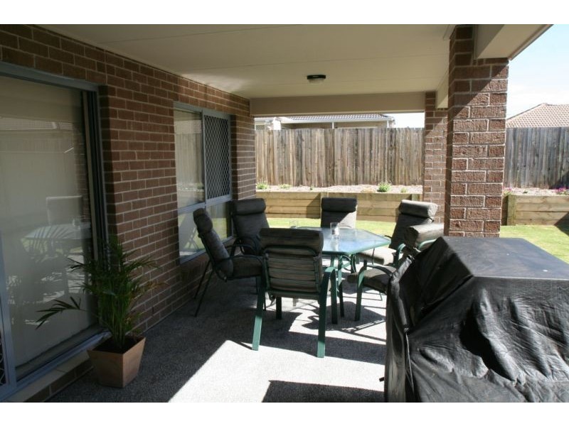 30 Sophie Street, Raceview QLD 4305