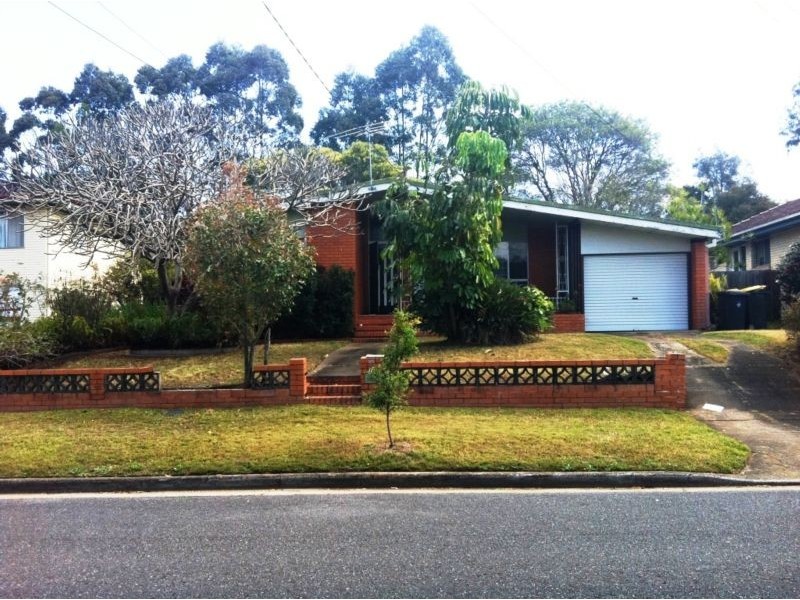 18 Grout Street, Macgregor QLD 4109