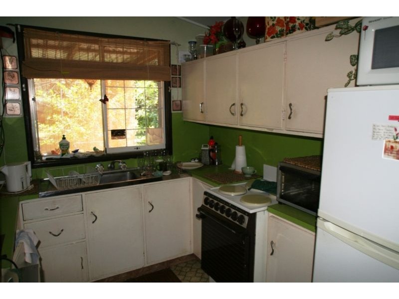 18 Grout Street, Macgregor QLD 4109