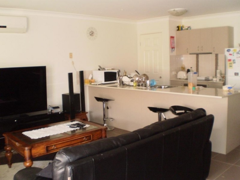 10 Dianella Street, Springfield Lakes QLD 4300